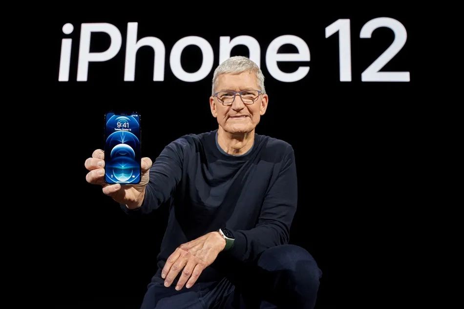 iPhone 12遭吐槽：不送耳机和充电器……